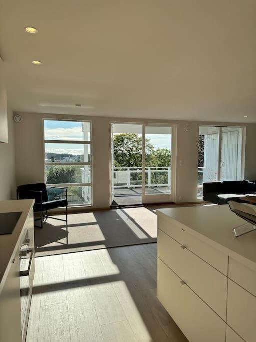 Ny Urban Leilighet Med Super Utsikt Haugesund Εξωτερικό φωτογραφία